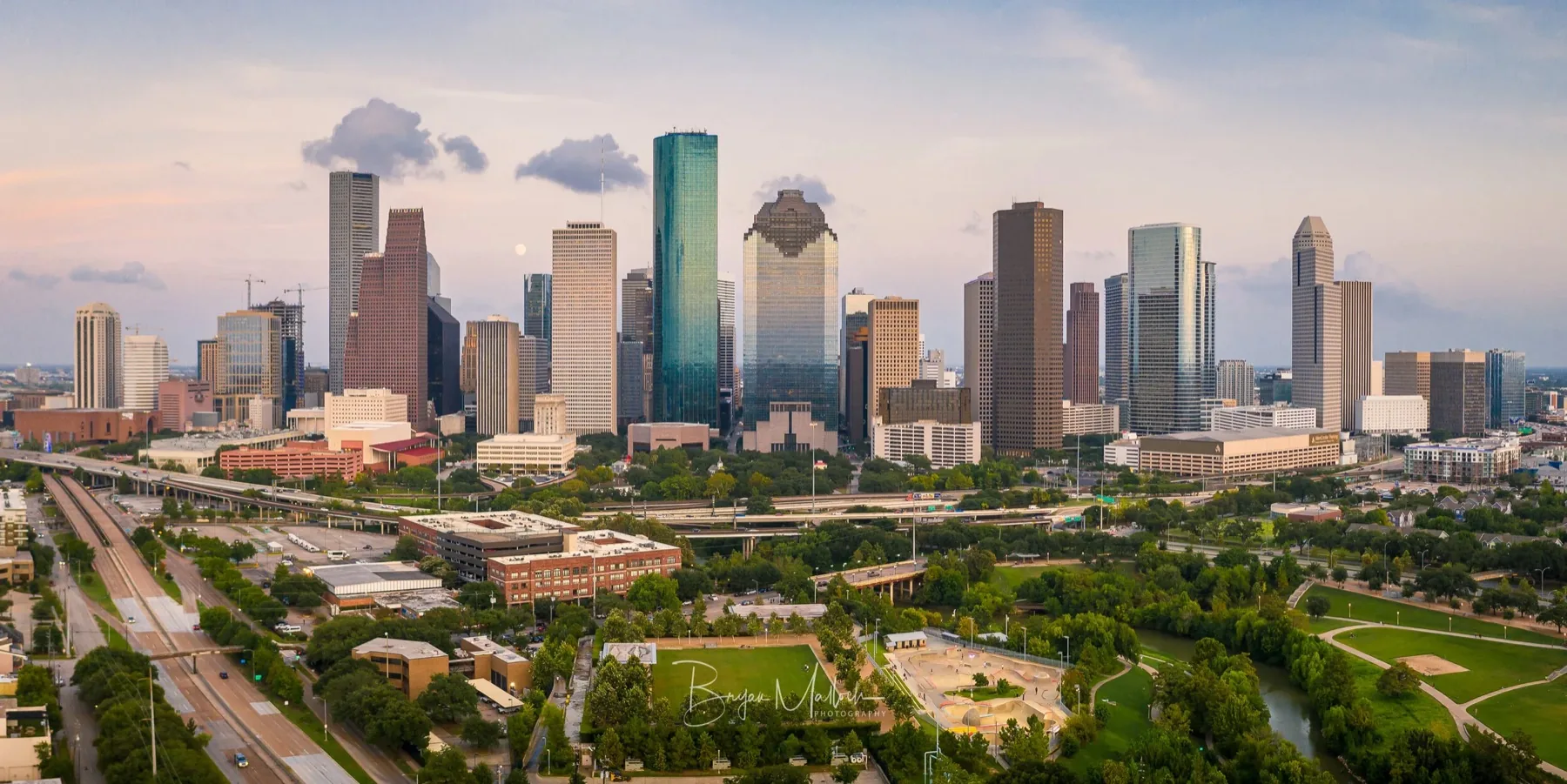 Loc Houston — Kingdom Konstruction